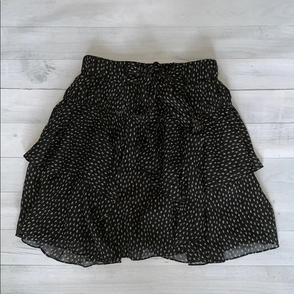 Halston Heritage Dresses & Skirts - Halston Heritage Smocked Flowy Skirt Size XS